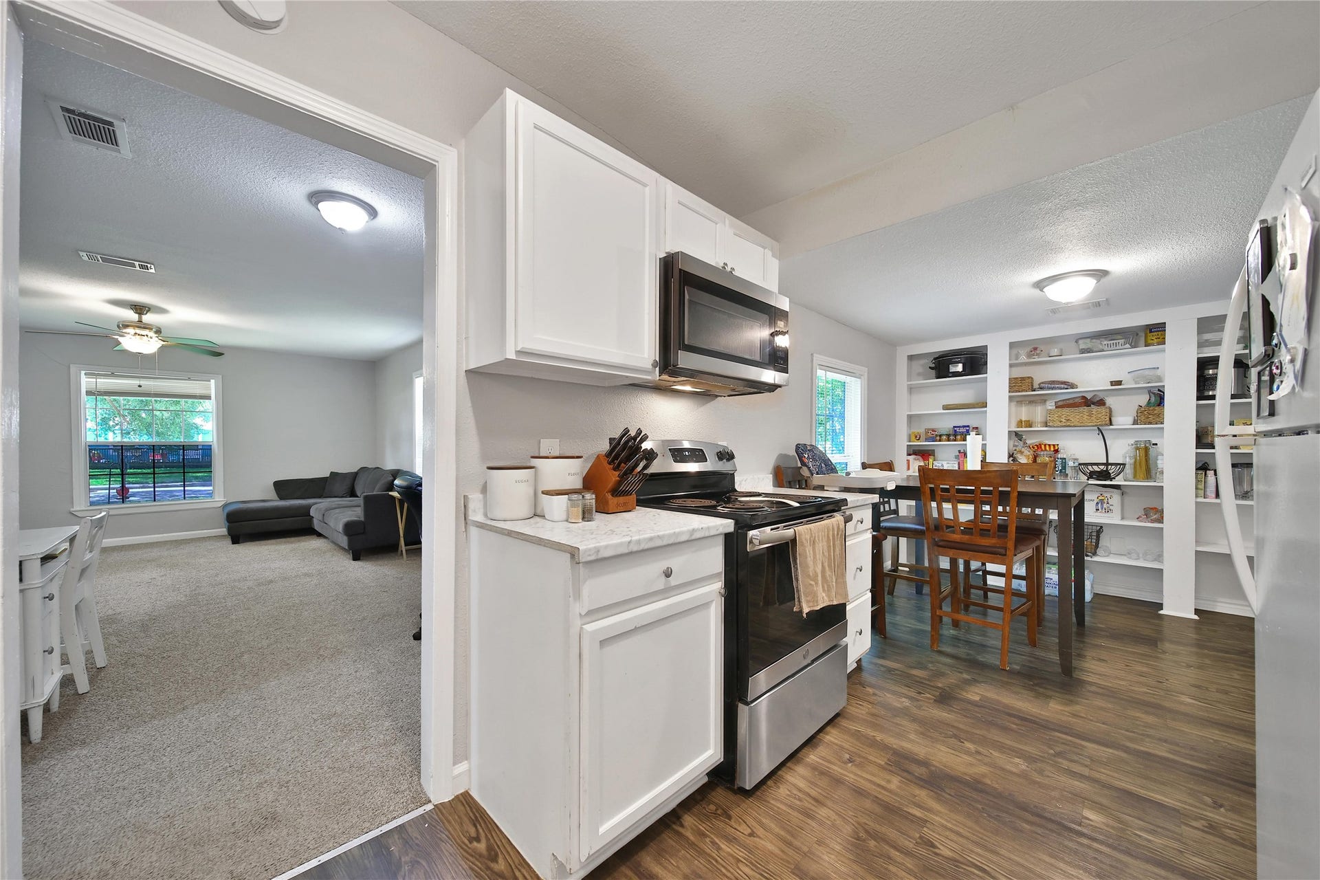 1606 W 8th Street, Freeport, TX 77541