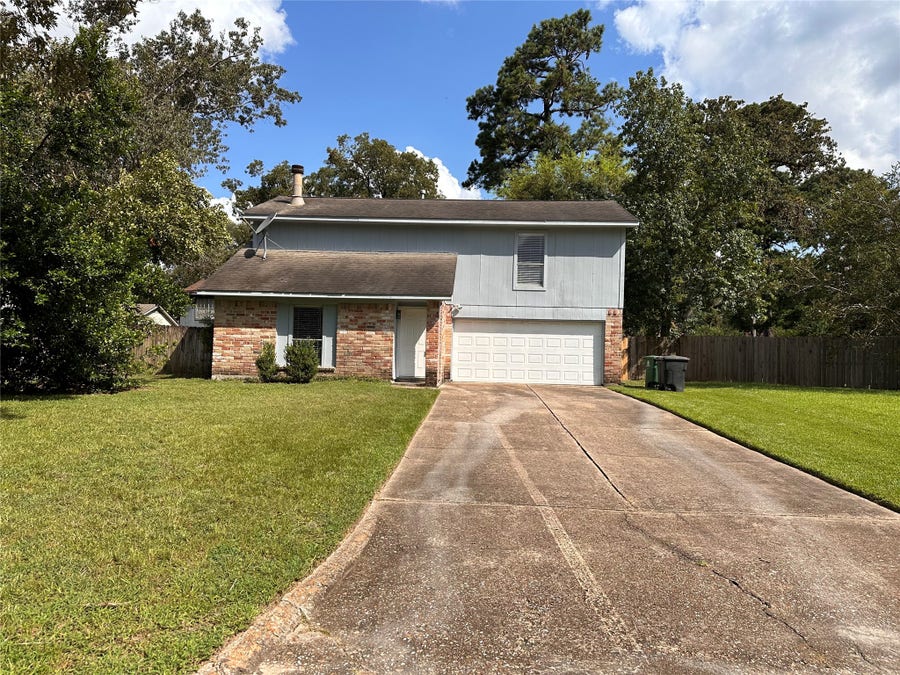 Property photo for 3323 Brookdale Drive Drive, Kingwood, TX