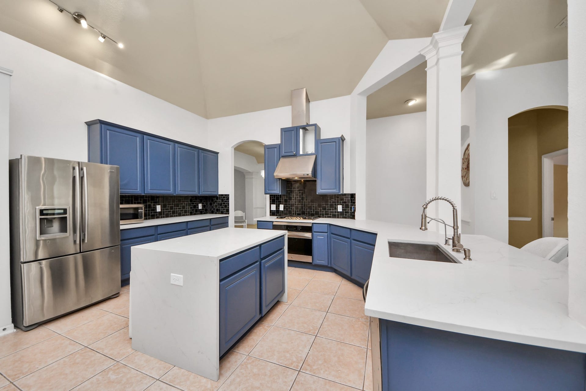 3818 S Barnett Way, Missouri City, TX 77459 3818 S Barnett Way, Missouri City, TX 77459