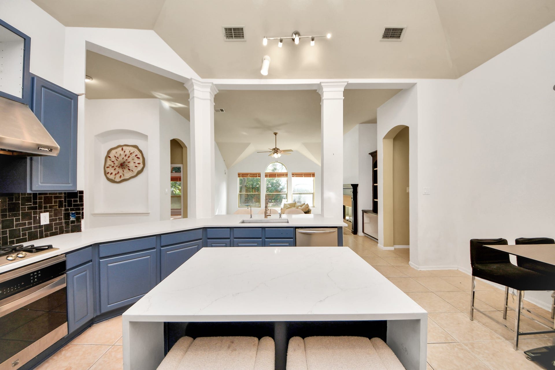 3818 S Barnett Way, Missouri City, TX 77459 3818 S Barnett Way, Missouri City, TX 77459