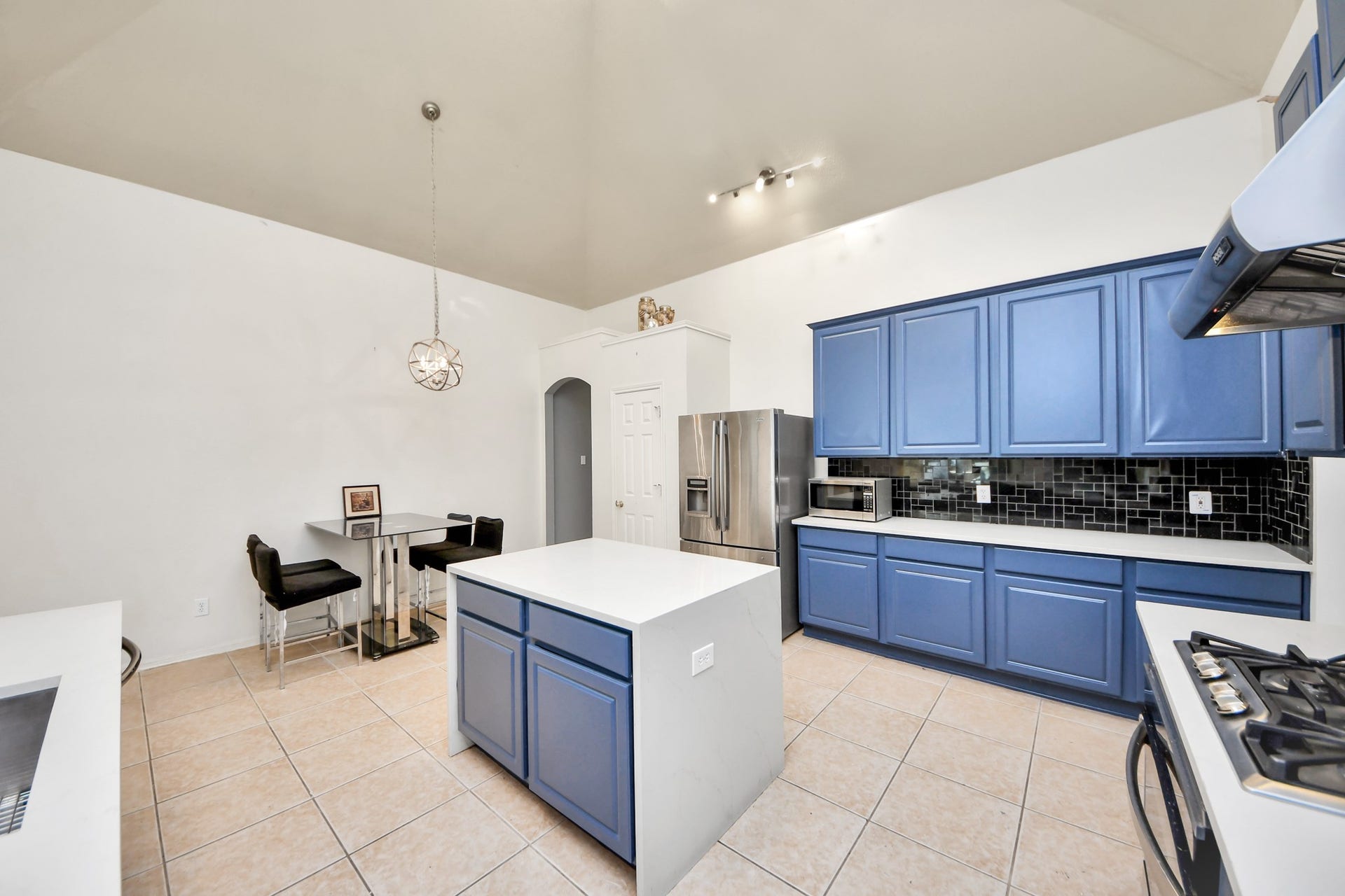3818 S Barnett Way, Missouri City, TX 77459 3818 S Barnett Way, Missouri City, TX 77459
