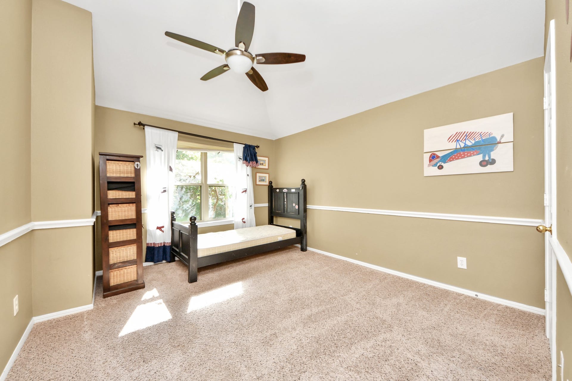 3818 S Barnett Way, Missouri City, TX 77459 3818 S Barnett Way, Missouri City, TX 77459