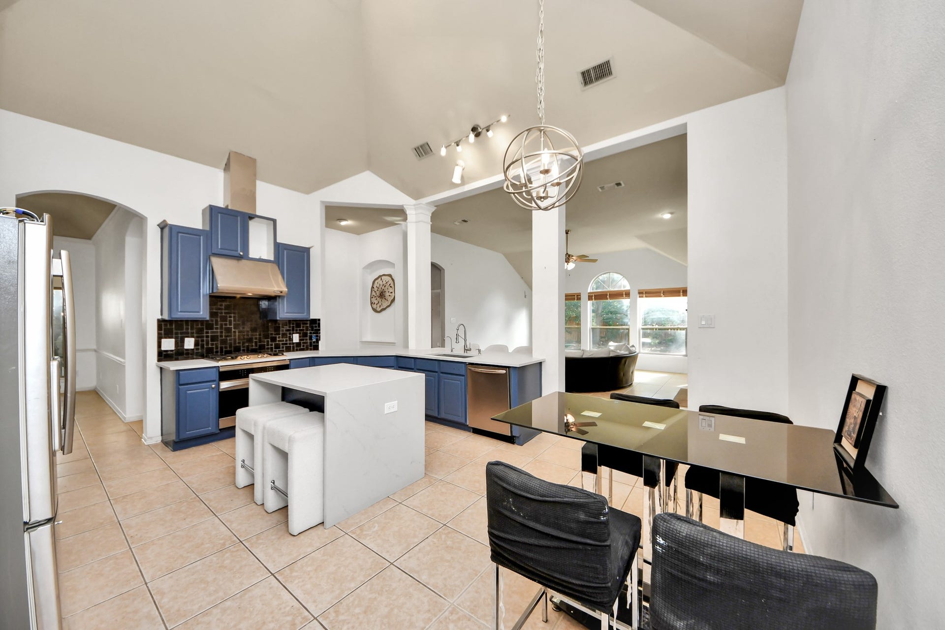 3818 S Barnett Way, Missouri City, TX 77459 3818 S Barnett Way, Missouri City, TX 77459