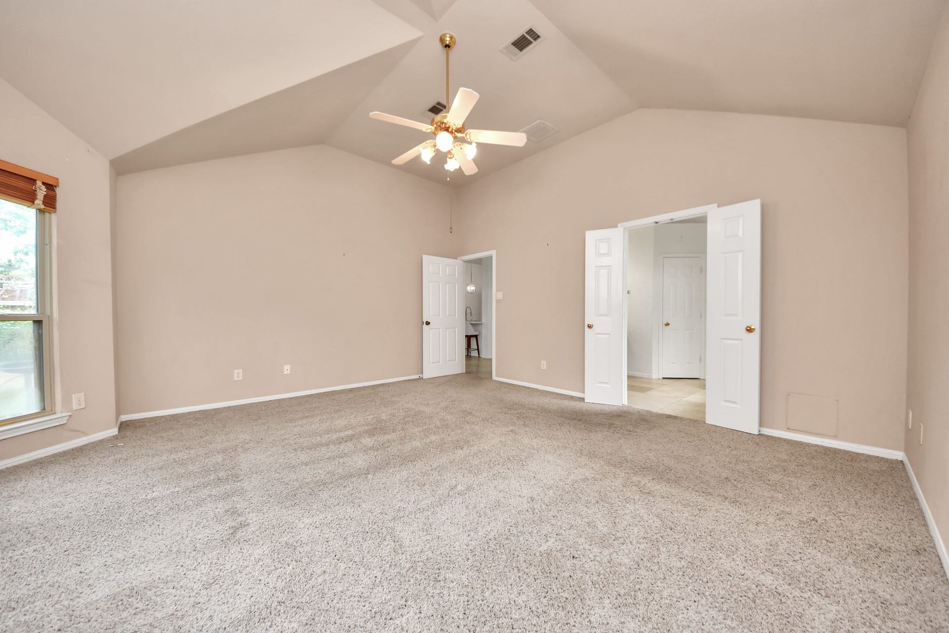 3818 S Barnett Way, Missouri City, TX 77459 3818 S Barnett Way, Missouri City, TX 77459