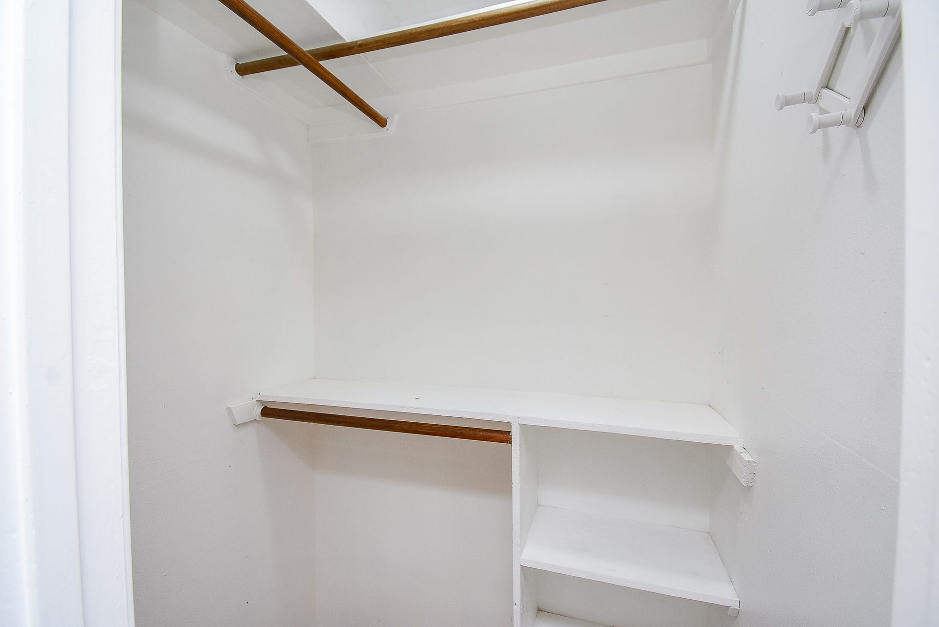 7406 Schiller Street, Houston, TX 77055 Ample closet space.