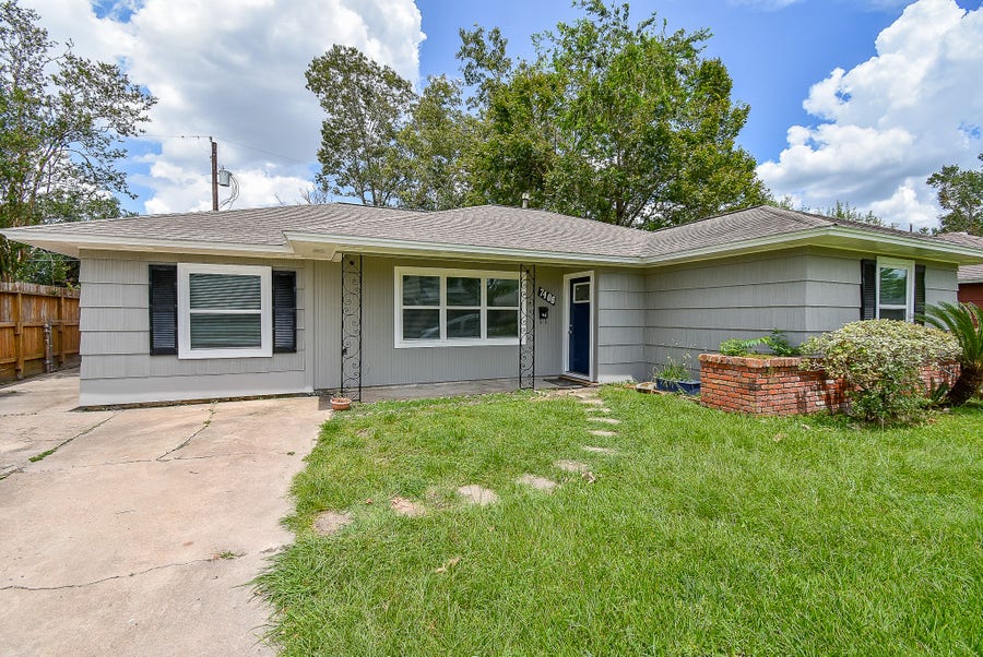 Property photo for 7406 Schiller Street, Houston, TX