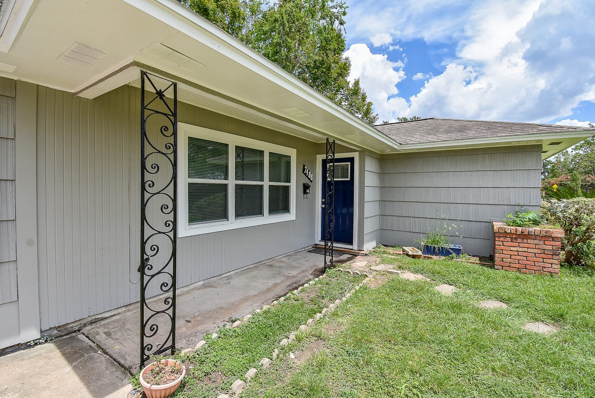7406 Schiller Street, Houston, TX 77055 7406 Schiller Street, Houston, TX 77055