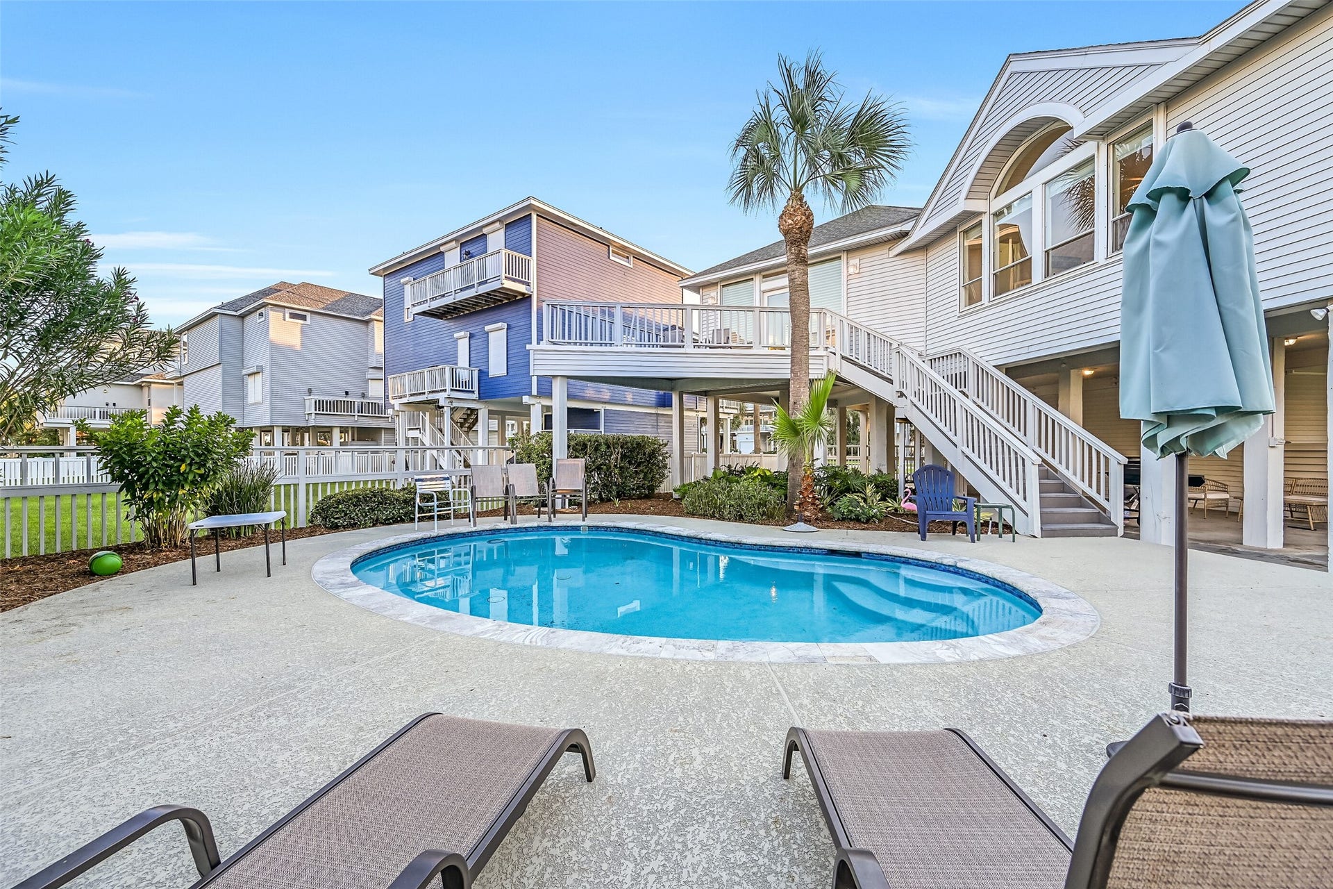 4111 Rum Bay, Galveston, TX 77554 4111 Rum Bay, Galveston, TX 77554