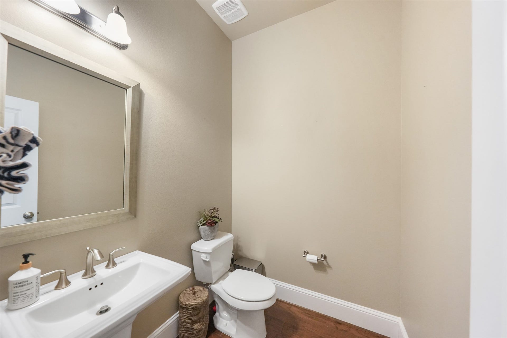 8206 Caroline Ridge Drive, Humble, TX 77396 8206 Caroline Ridge Drive, Humble, TX 77396