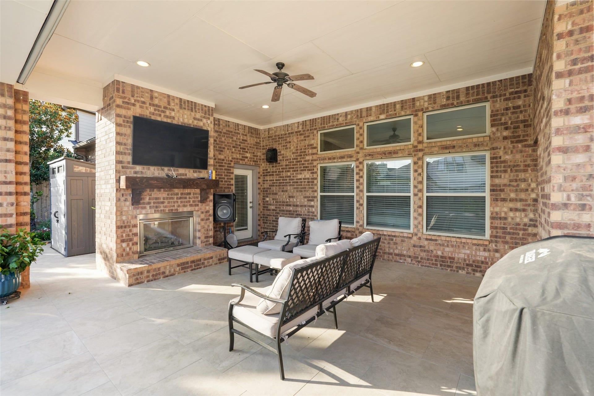 8206 Caroline Ridge Drive, Humble, TX 77396 8206 Caroline Ridge Drive, Humble, TX 77396