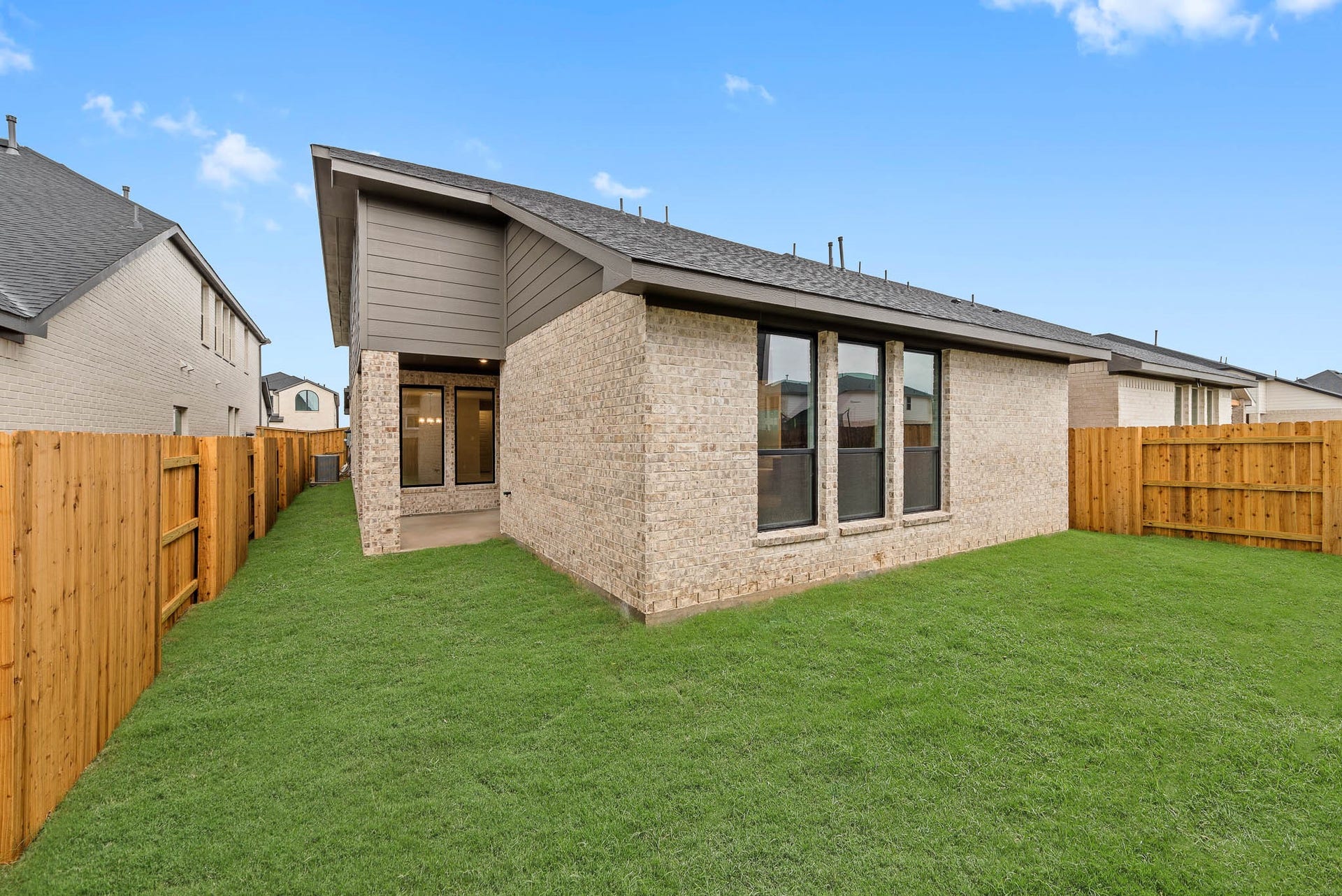 7806 Clover Gully Lane, Katy, TX 77493 Grass is digitally enhanced.