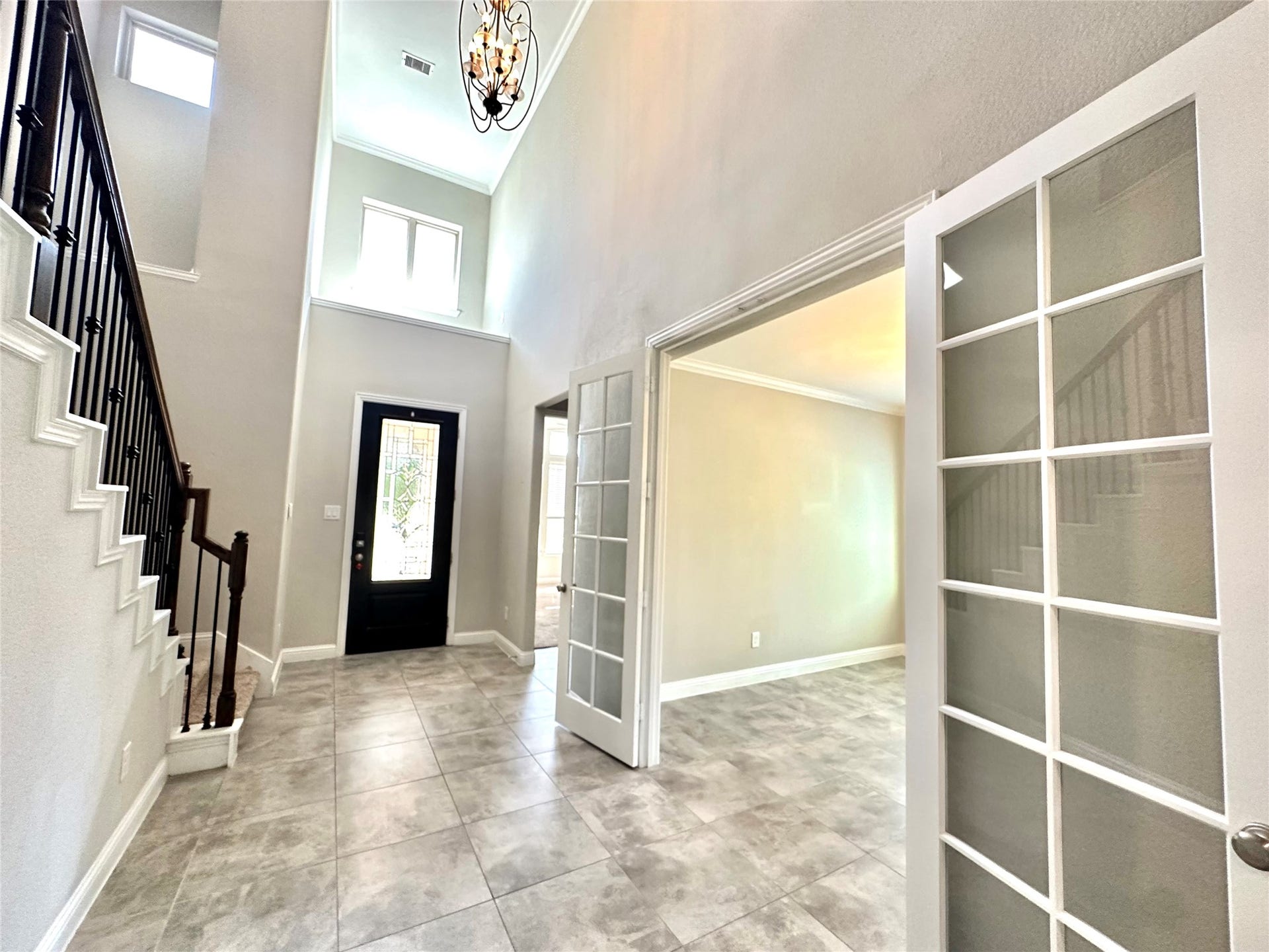 High ceilings and beautiful entry hall.