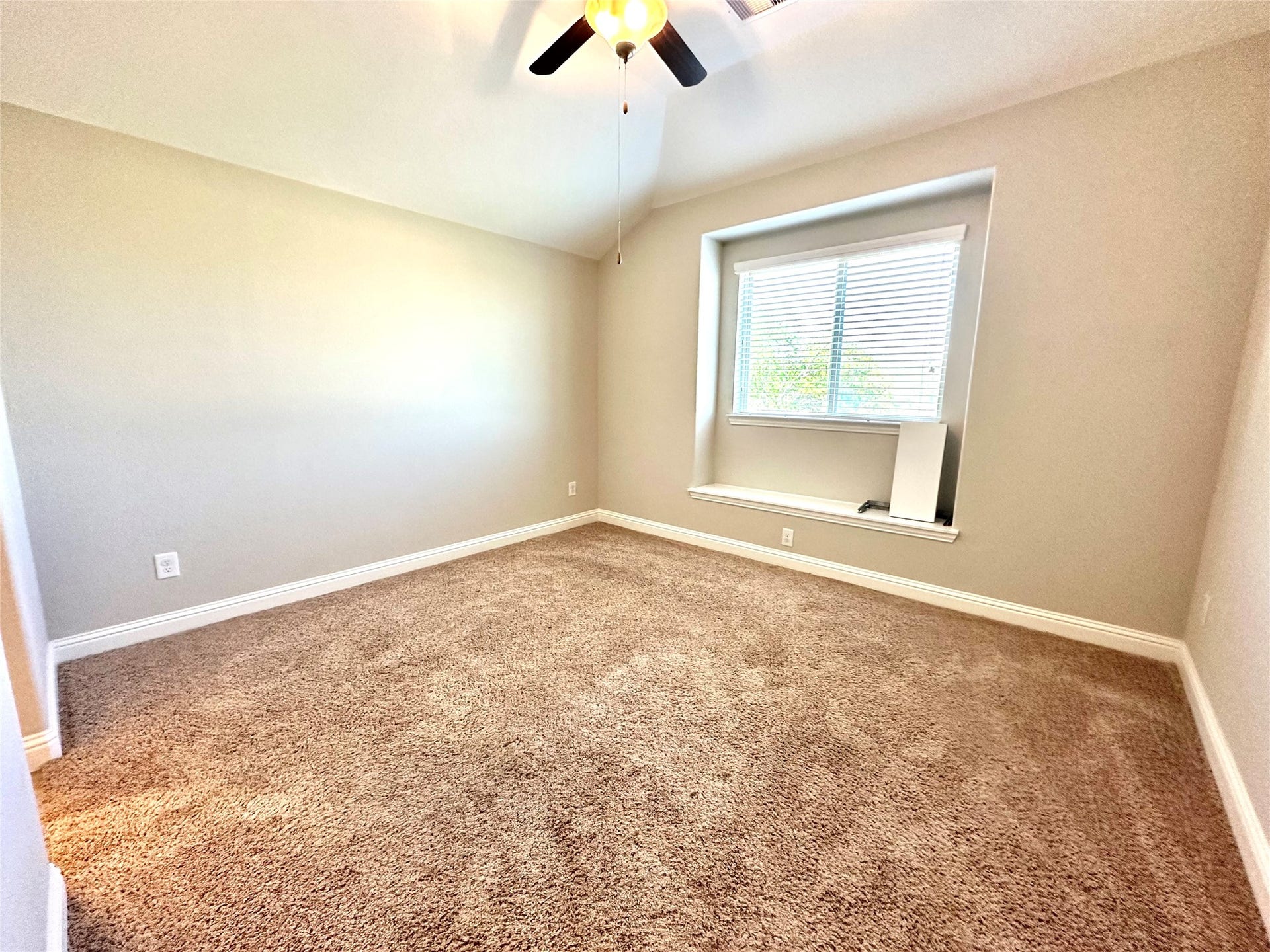 2903 Golden Honey Lane, Richmond, TX 77406