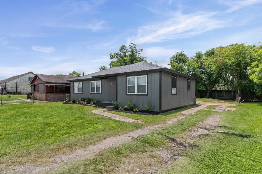 Property photo for 3626 Sparrow Street, Houston, TX