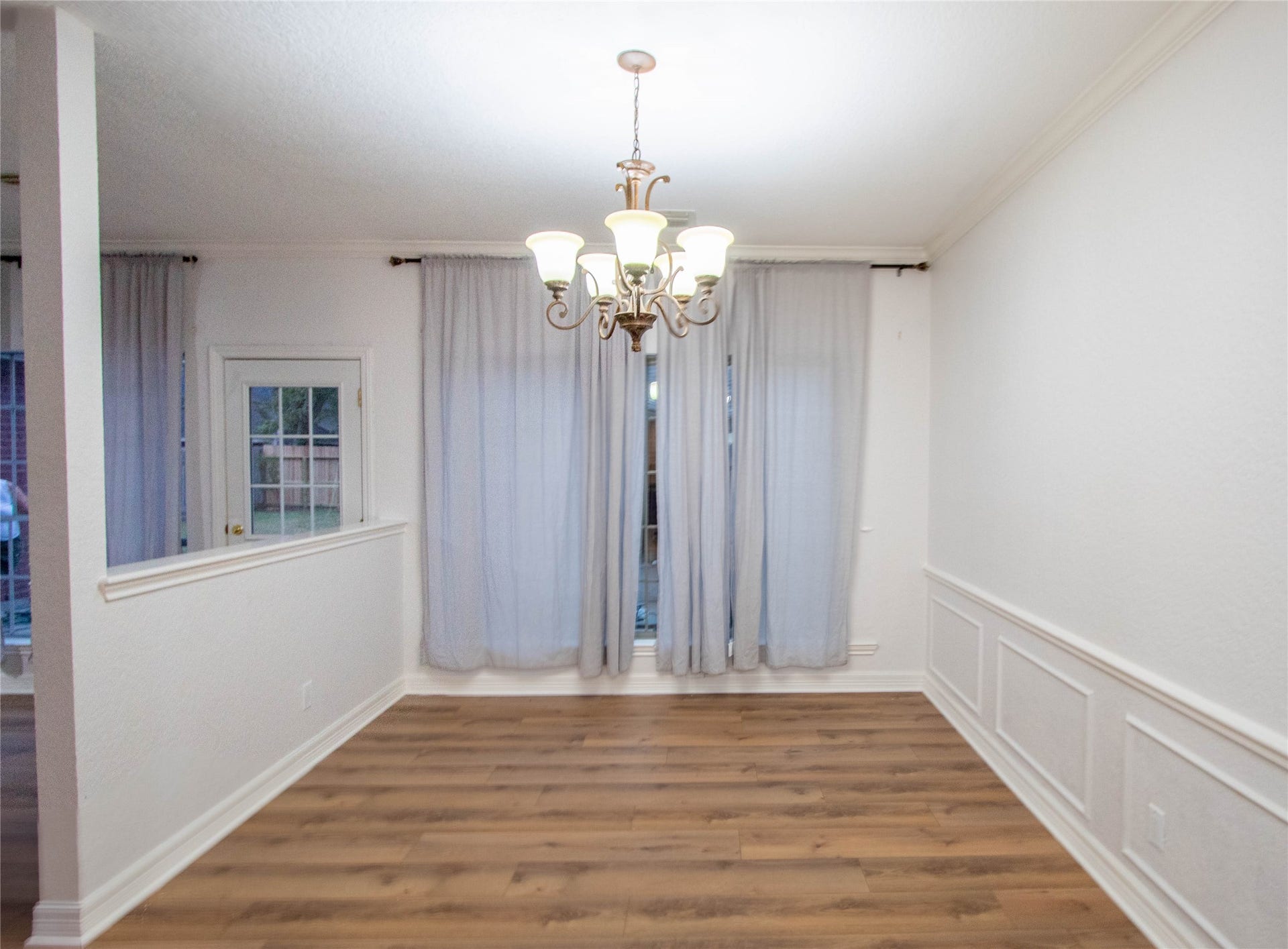4700 Broadmoor Drive, League City, TX 77573 4700 Broadmoor Drive, League City, TX 77573