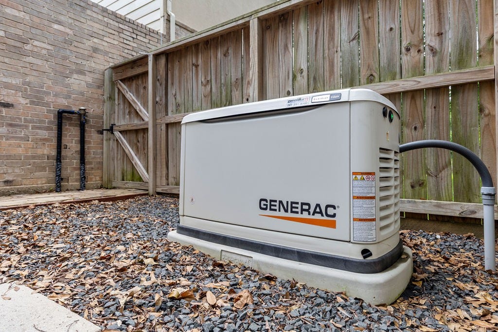 82 Mill Point Place, The Woodlands, TX 77380 Whole home generator to stay.