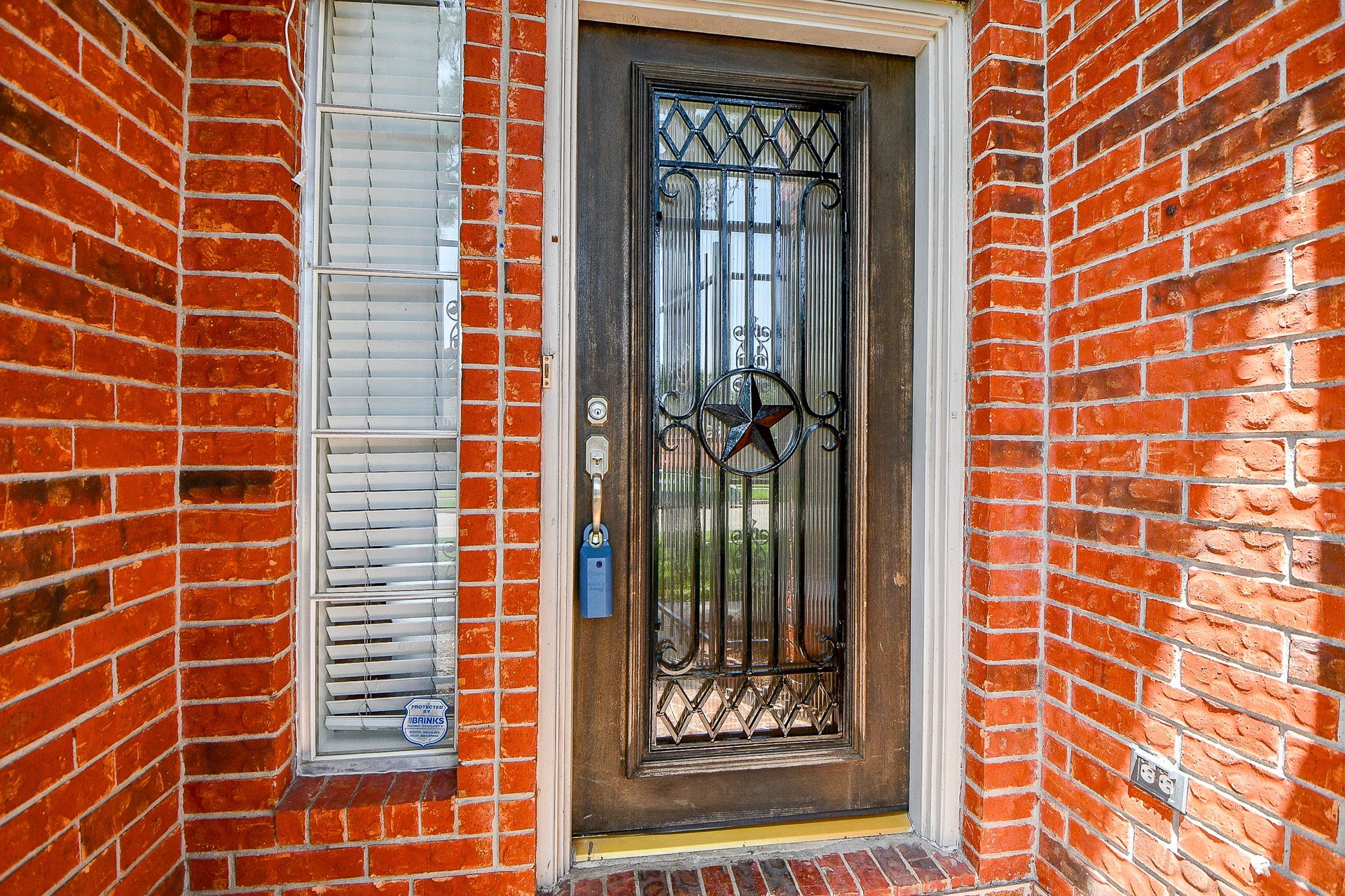 11707 Turtle Lake Drive, Houston, TX 77064