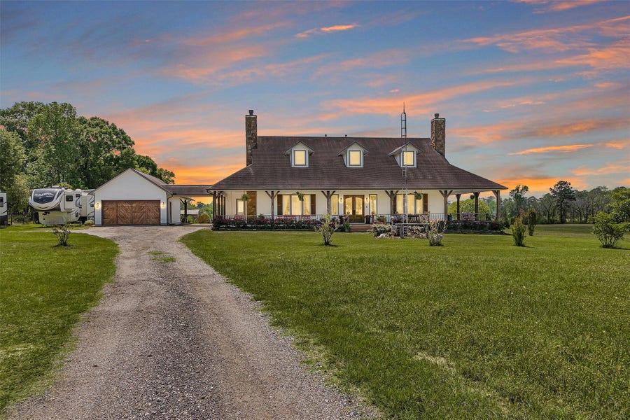 Property photo for 15586 Highway 105 E, Conroe, TX
