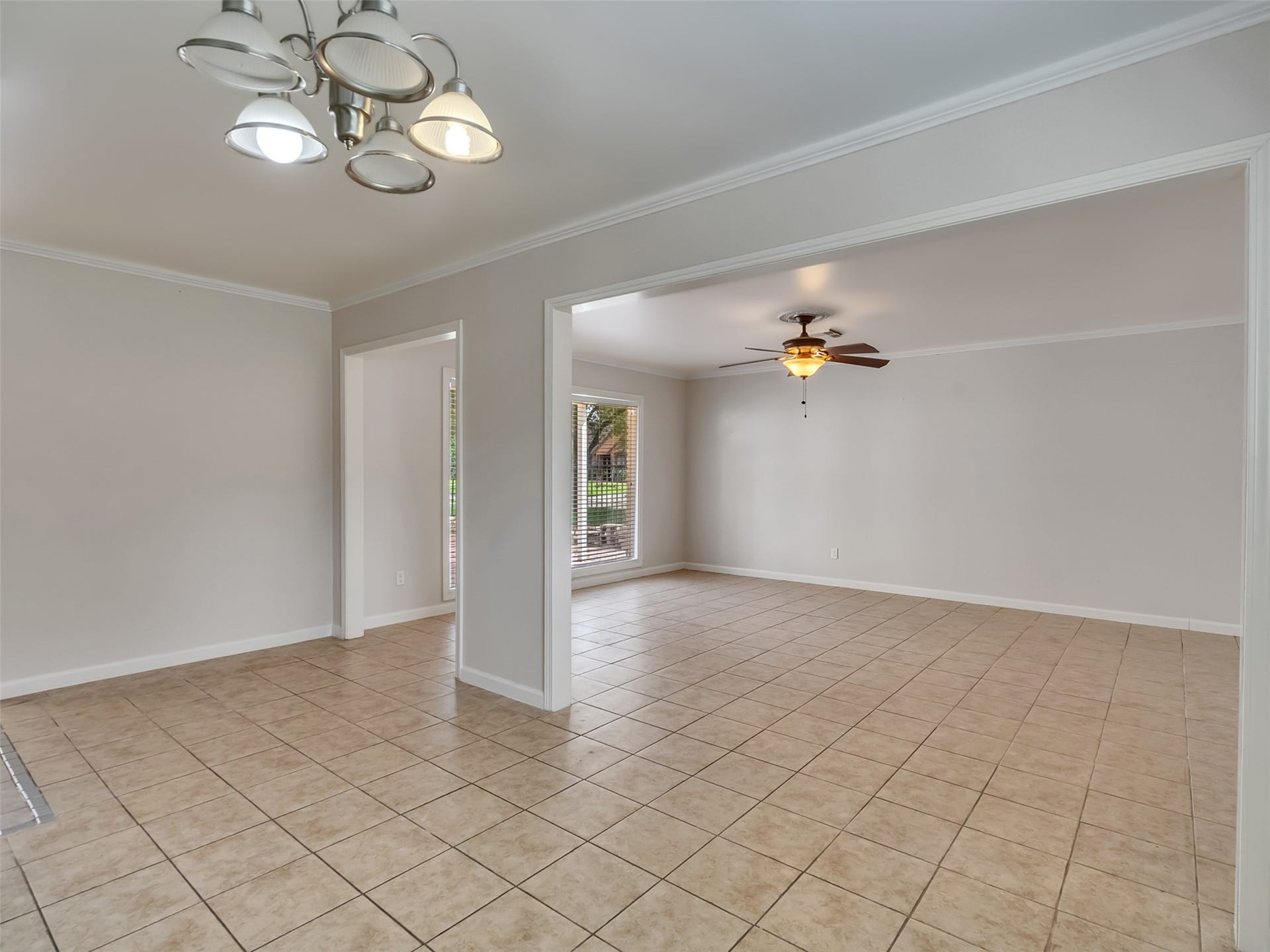 3015 Inwood Drive, Dickinson, TX 77539 3015 Inwood Drive, Dickinson, TX 77539
