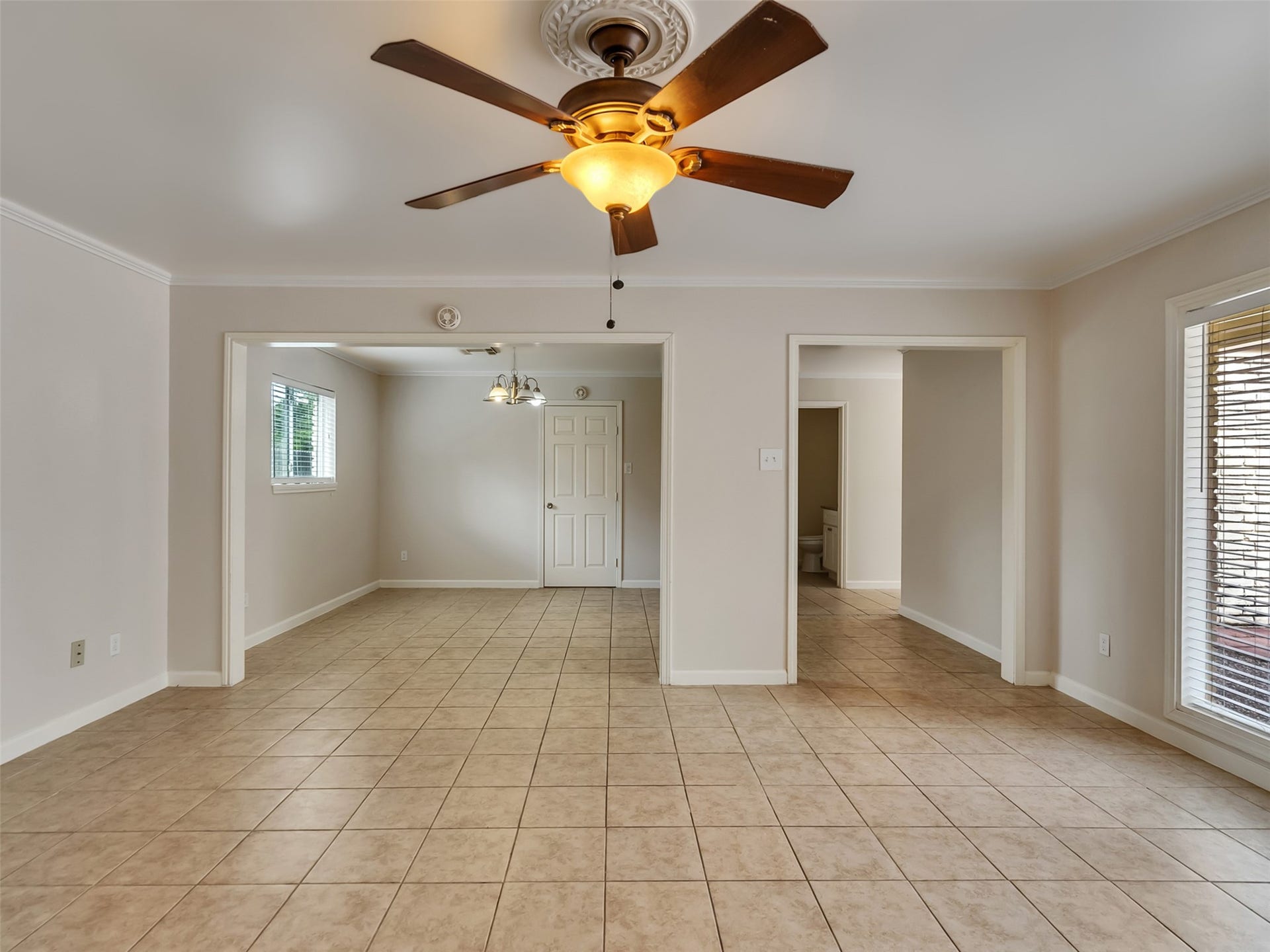 3015 Inwood Drive, Dickinson, TX 77539 3015 Inwood Drive, Dickinson, TX 77539