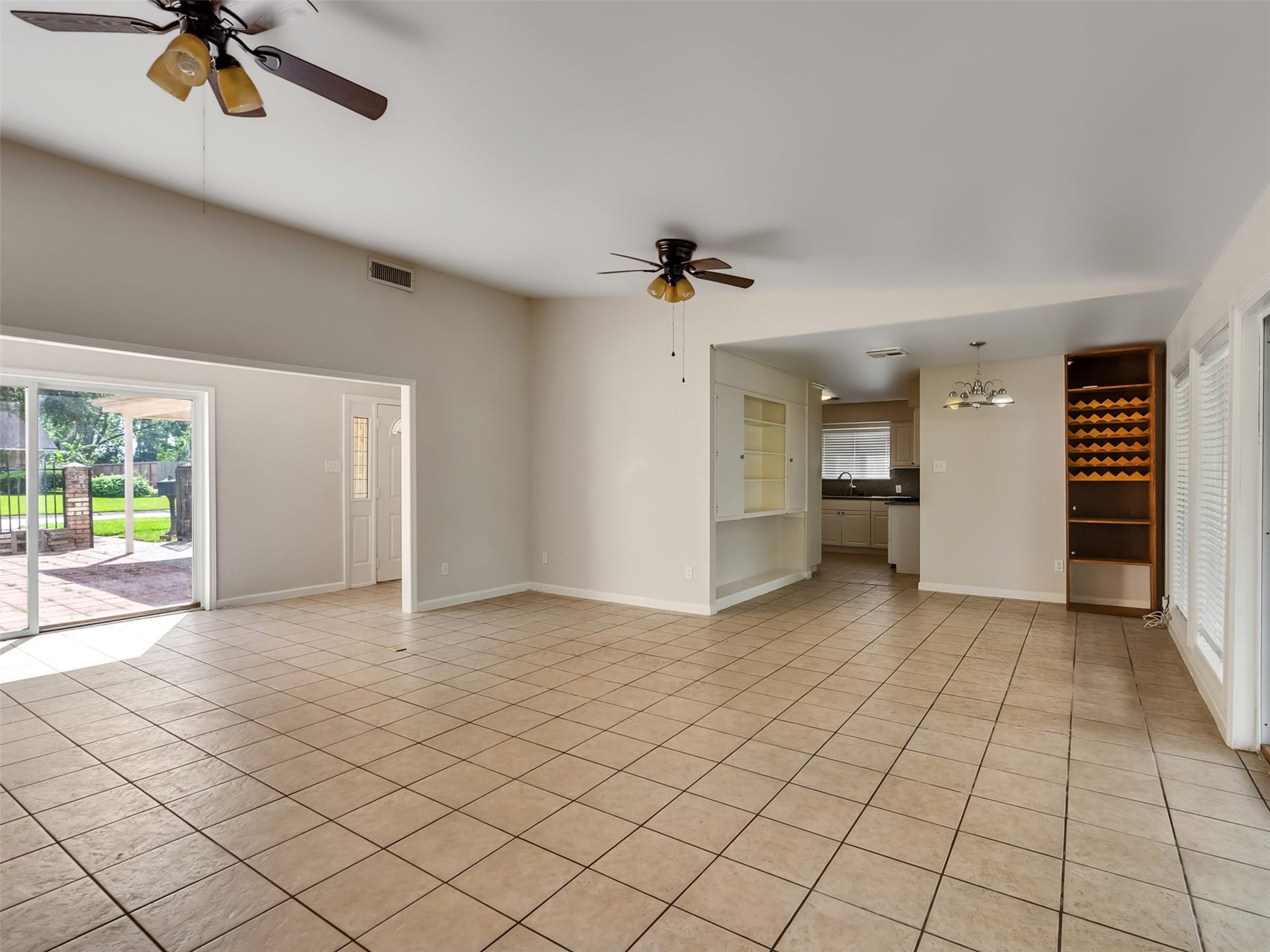 3015 Inwood Drive, Dickinson, TX 77539 3015 Inwood Drive, Dickinson, TX 77539