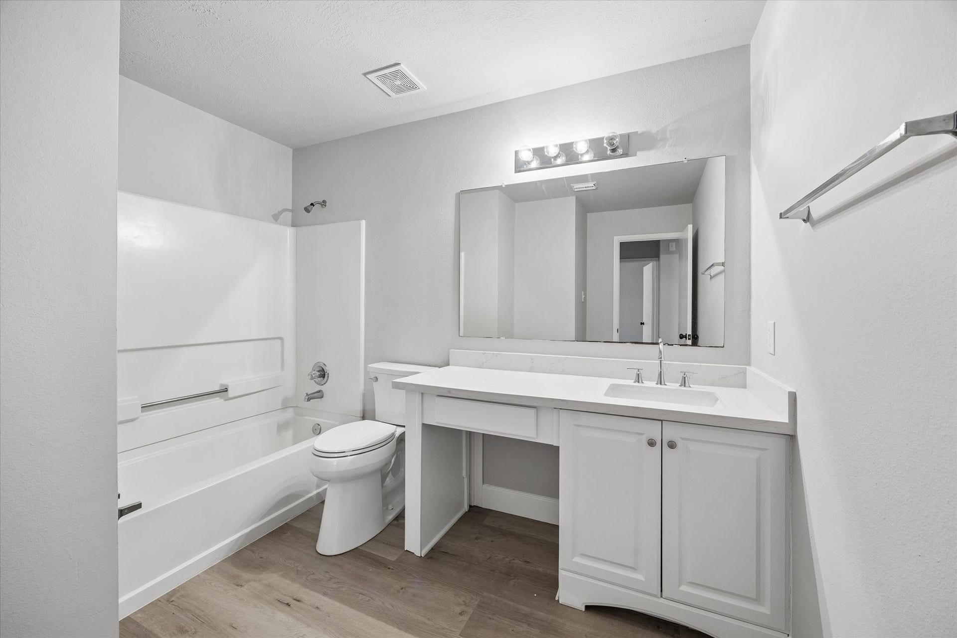 3215 Bent Brook Way, Katy, TX 77449 3215 Bent Brook Way, Katy, TX 77449