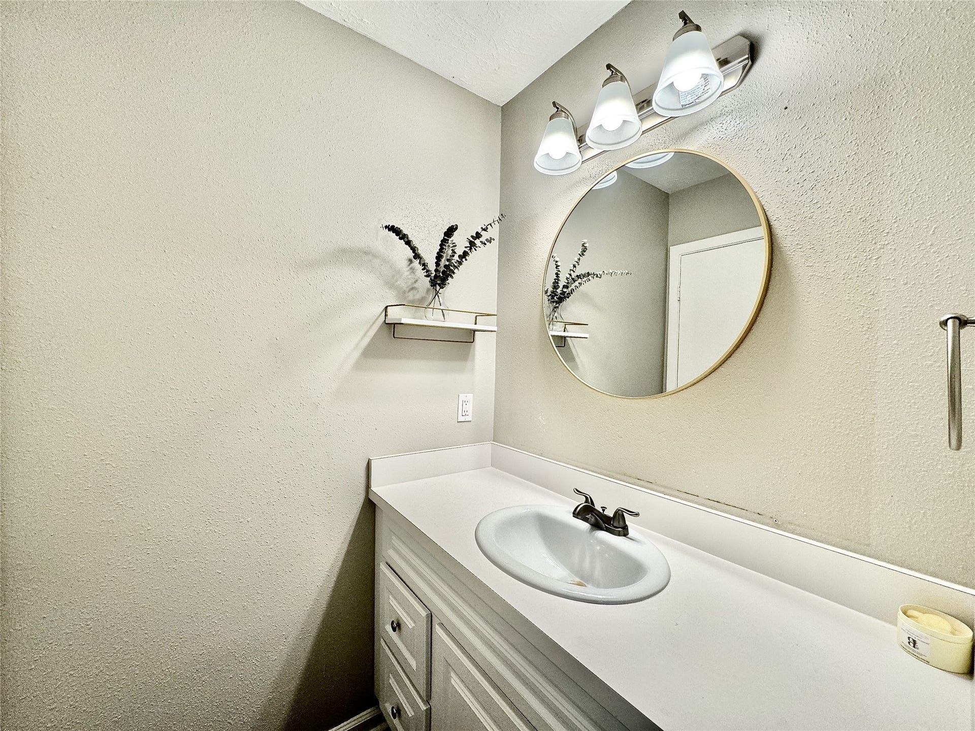 11525 Beechnut Street, Houston, TX 77072 11525 Beechnut Street, Houston, TX 77072