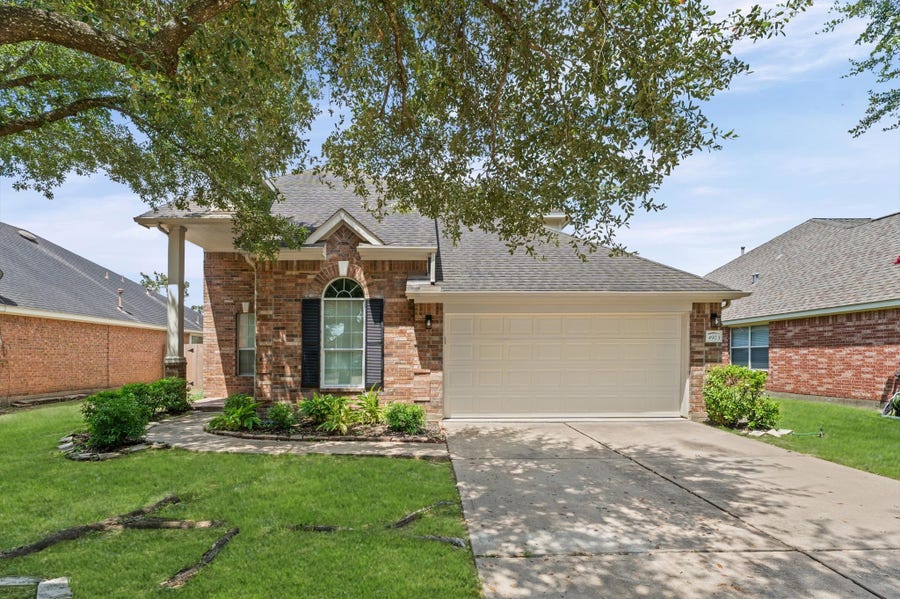 Property photo for 4923 Harbor Glen Lane, Houston, TX