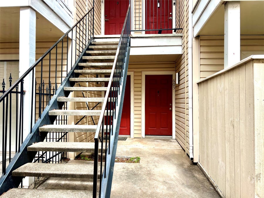 Property photo for 2750 Holly Hall Street, #605, Houston, TX