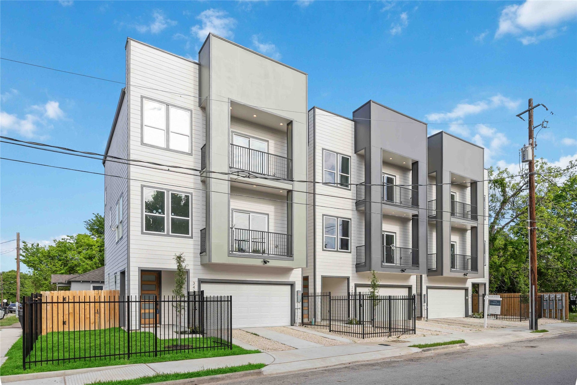 3431 Dennis Street, Houston, TX 77004 3431 Dennis Street, Houston, TX 77004