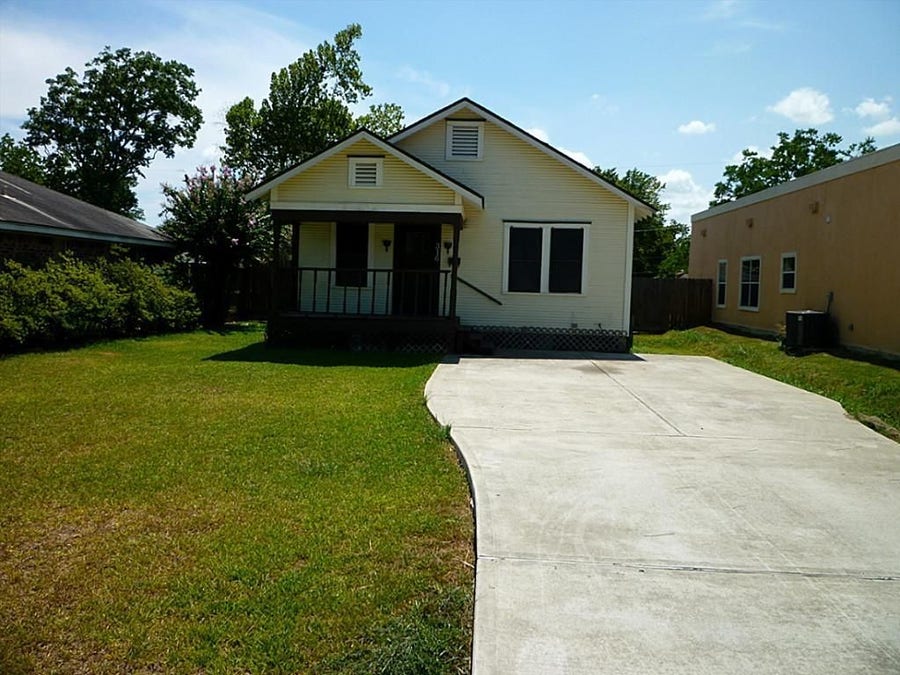 Property photo for 316 S Nugent Street, La Porte, TX