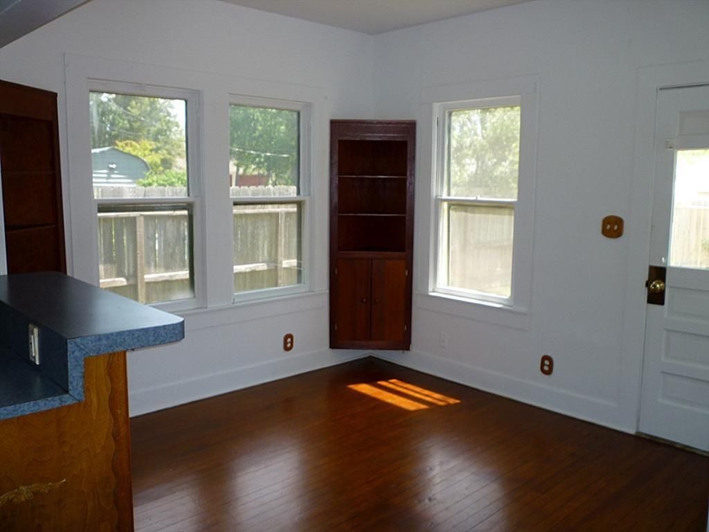 316 S Nugent Street, La Porte, TX 77571 Dining room with built in storage