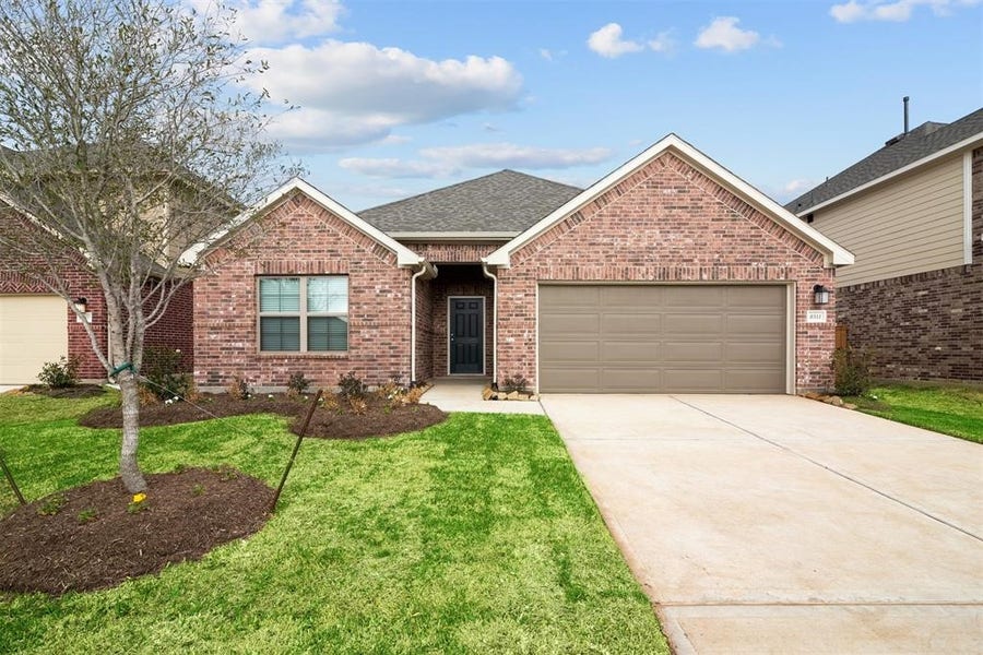 Property photo for 8511 Jetty Glen Drive, Cypress, TX