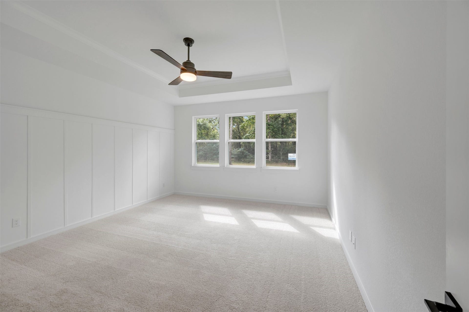 2124 River Maple Drive, Magnolia, TX 77363 Spacious primary suite (*Photo not of actual home and used for illustration purposes only. Colors/finishes may differ from the ones currently selected in the home.)