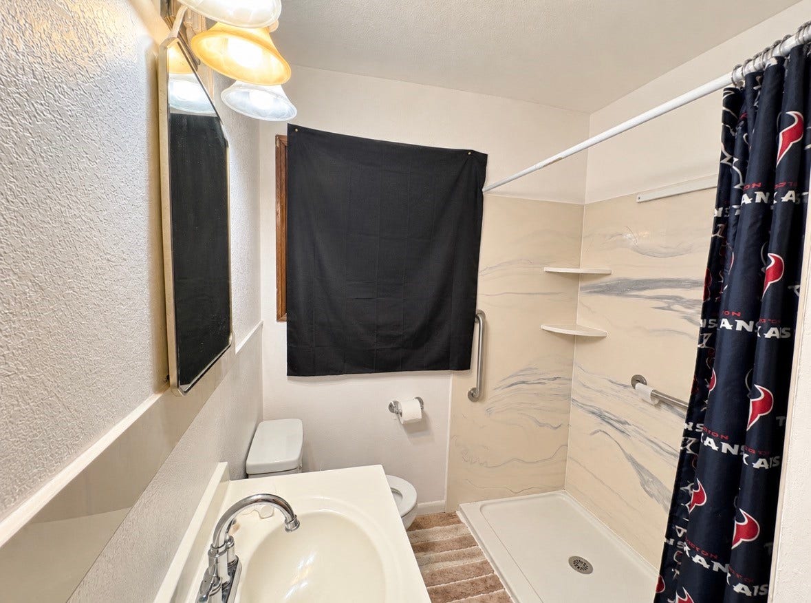 11929 15th Street, Santa Fe, TX 77510 11929 15th Street, Santa Fe, TX 77510