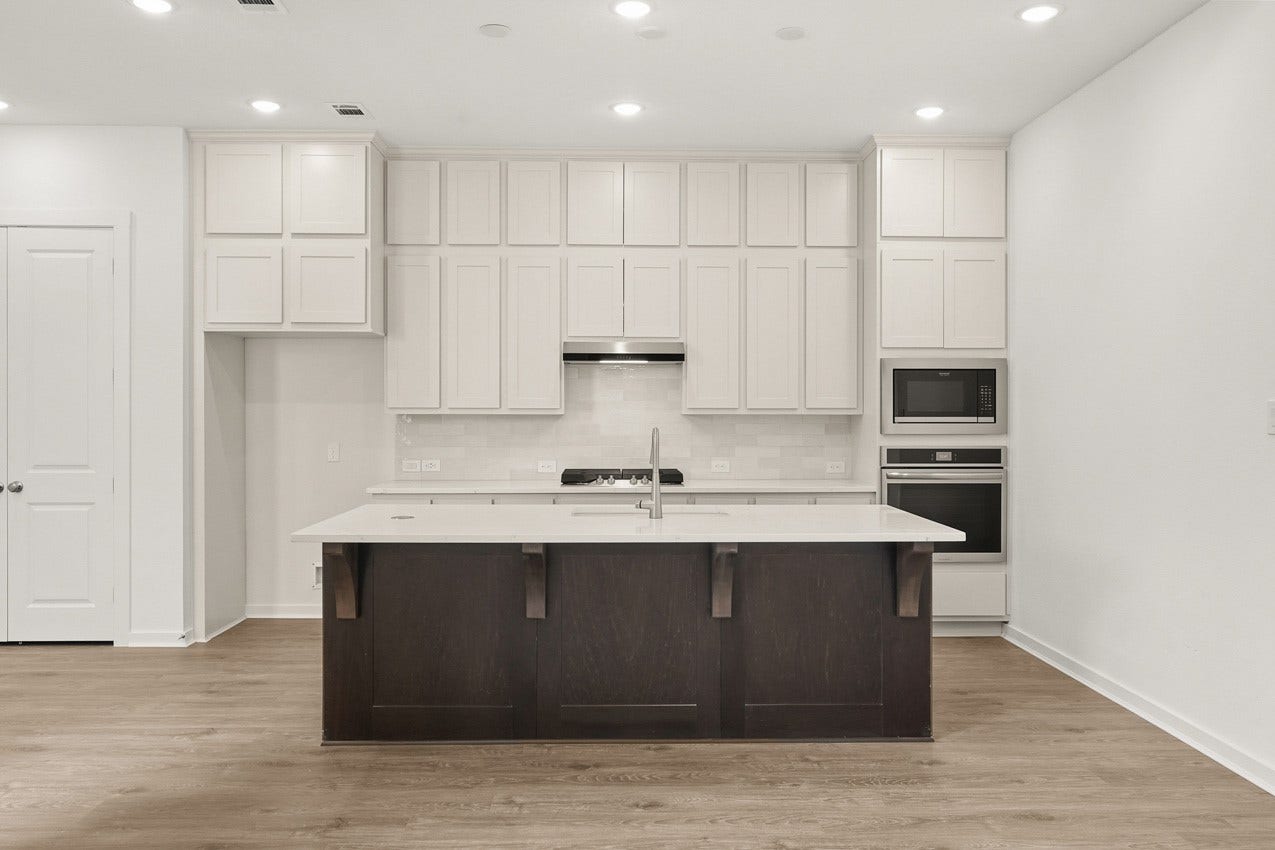308 Fields Lane, Montgomery, TX 77316 Kitchen