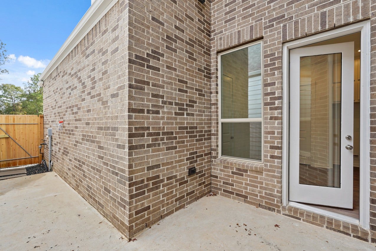 308 Fields Lane, Montgomery, TX 77316 Patio
