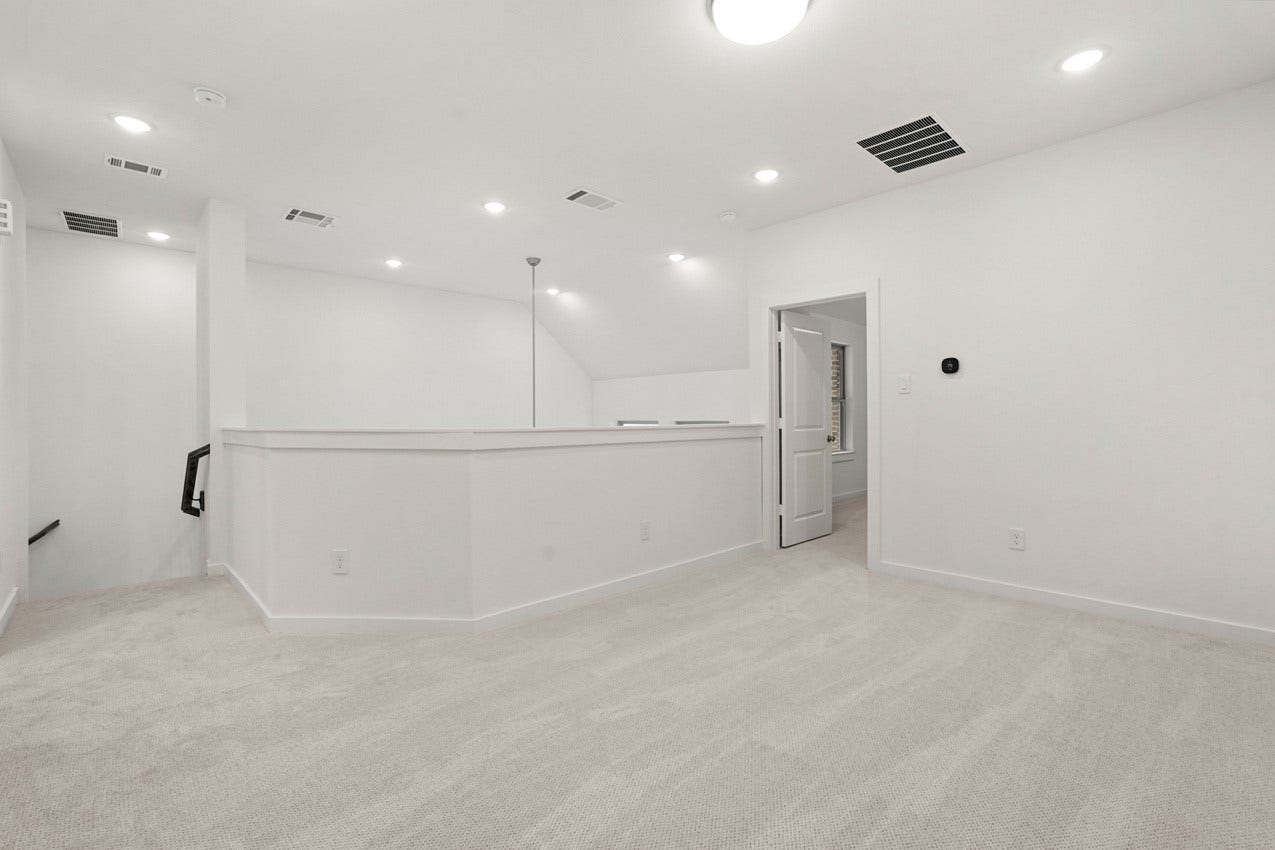 308 Fields Lane, Montgomery, TX 77316 Loft