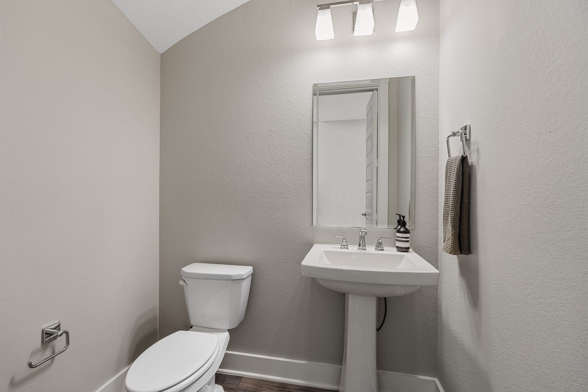 11115 Heartleaf Aster Way, Cypress, TX 77433 half bath privately tucked behind stairs