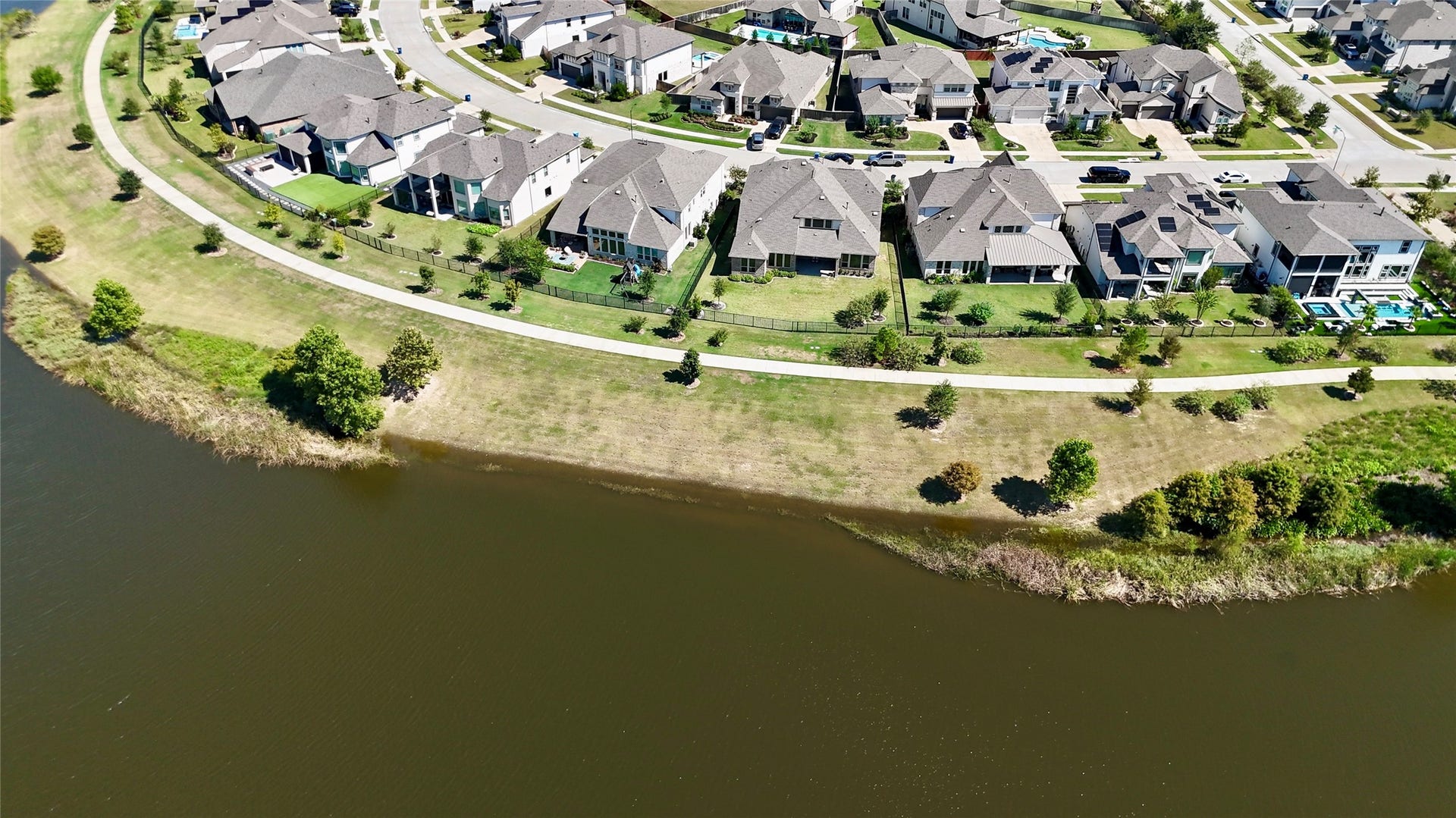 11115 Heartleaf Aster Way, Cypress, TX 77433 Backs up to a lake!