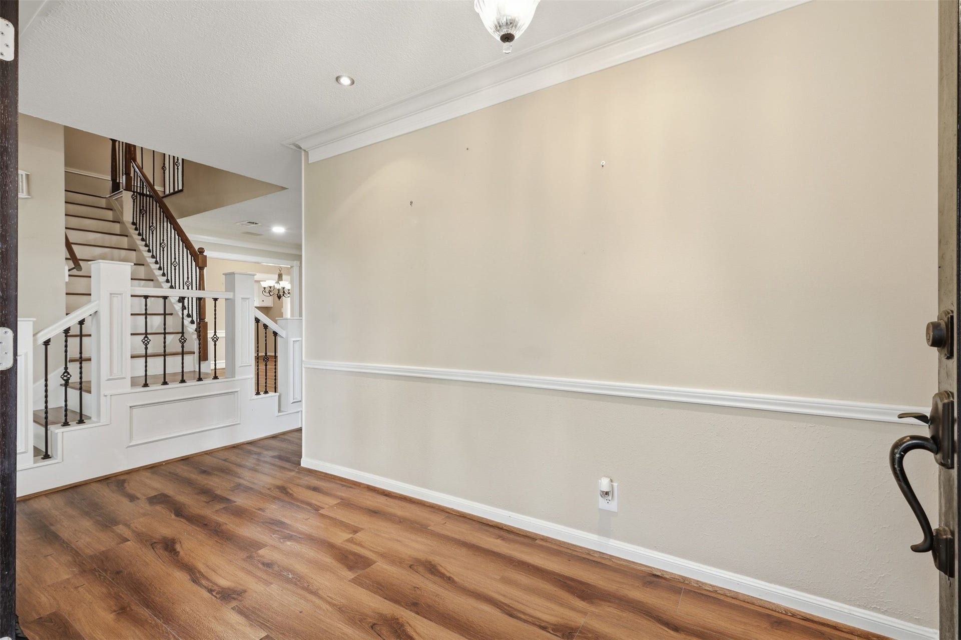 Step inside to an inviting foyer that welcomes you with an elegant first impression and seamless flow into the main living areas.