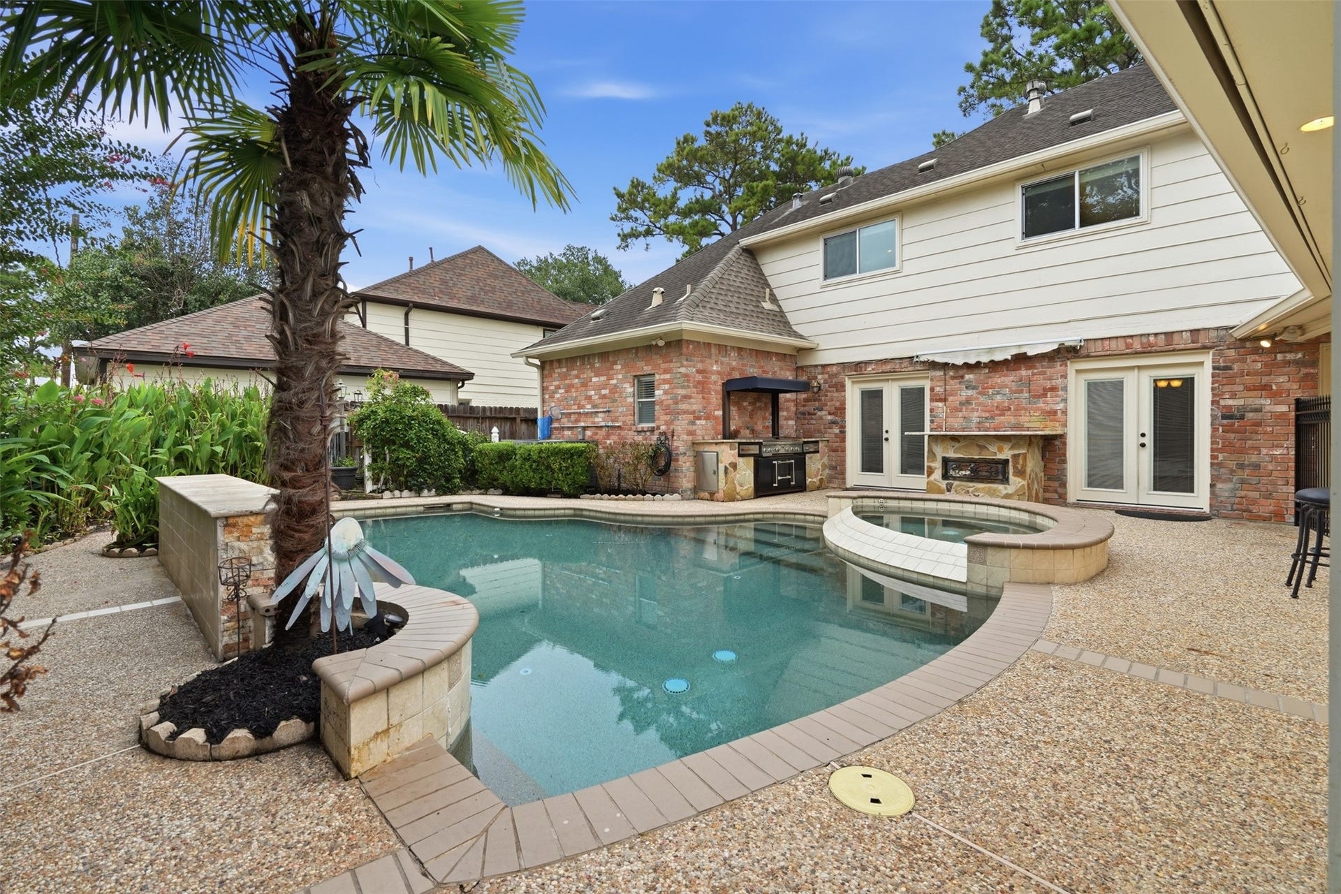 Enjoy outdoor living with plenty of space for family and friends.