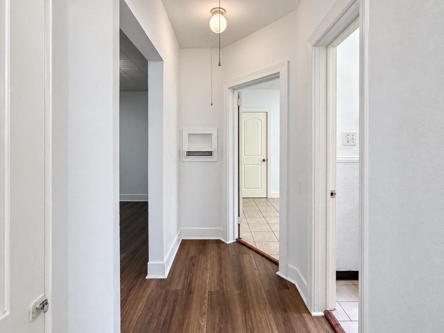 416 W Brazos Avenue, West Columbia, TX 77486 Hall leading to bedrooms