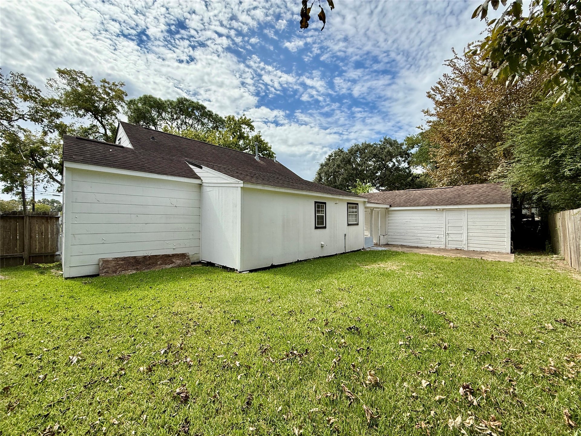 416 W Brazos Avenue, West Columbia, TX 77486 416 W Brazos Avenue, West Columbia, TX 77486