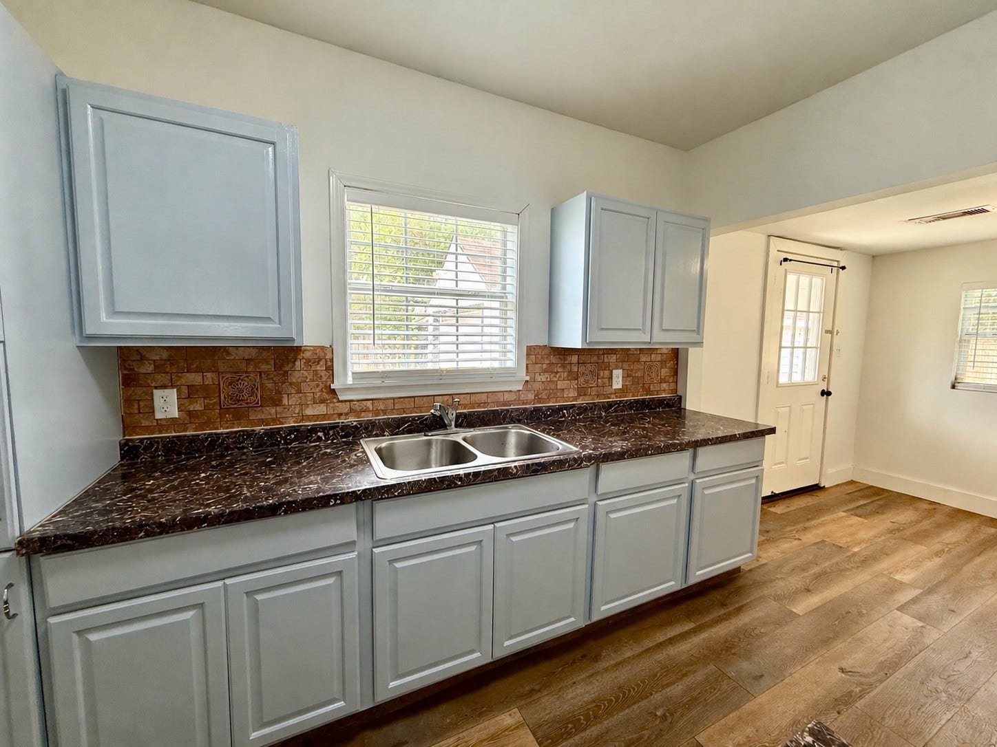 416 W Brazos Avenue, West Columbia, TX 77486 Outdoor views from kitchen sink