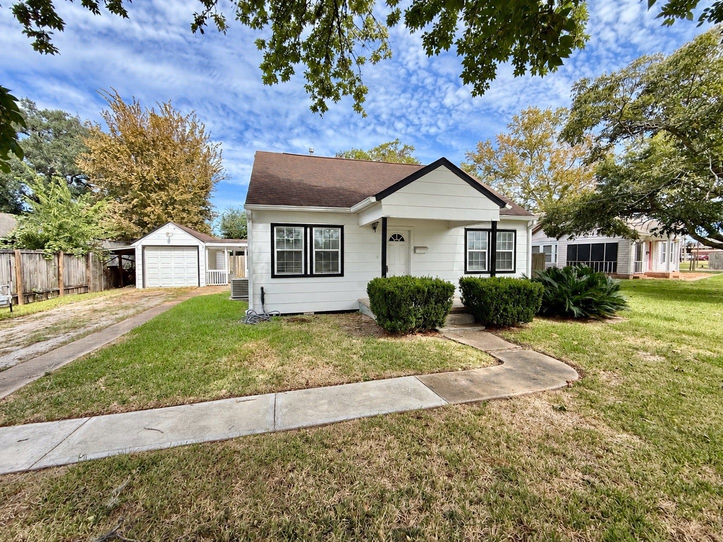416 W Brazos Avenue, West Columbia, TX 77486 416 W Brazos Avenue, West Columbia, TX 77486