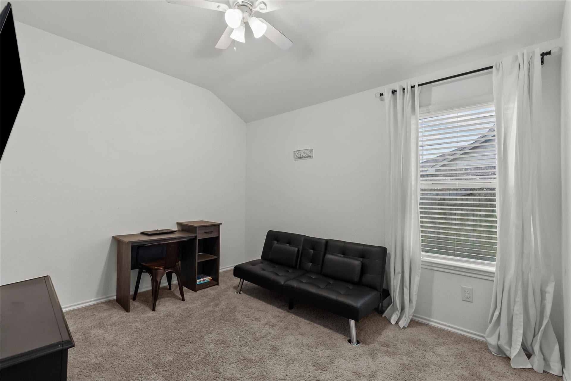 4331 Oakdale Mist Drive, Dickinson, TX 77539 4331 Oakdale Mist Drive, Dickinson, TX 77539