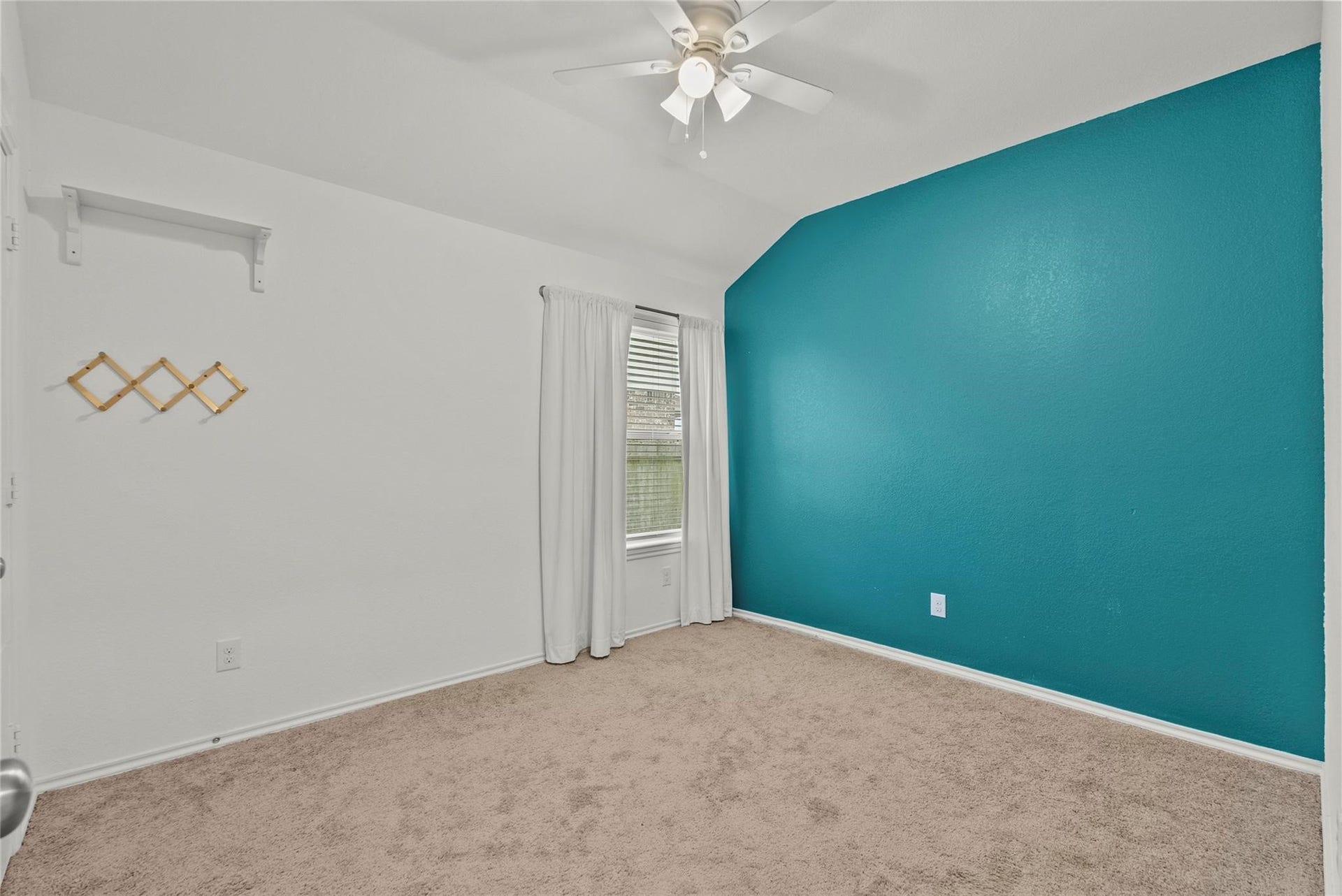 4331 Oakdale Mist Drive, Dickinson, TX 77539 4331 Oakdale Mist Drive, Dickinson, TX 77539
