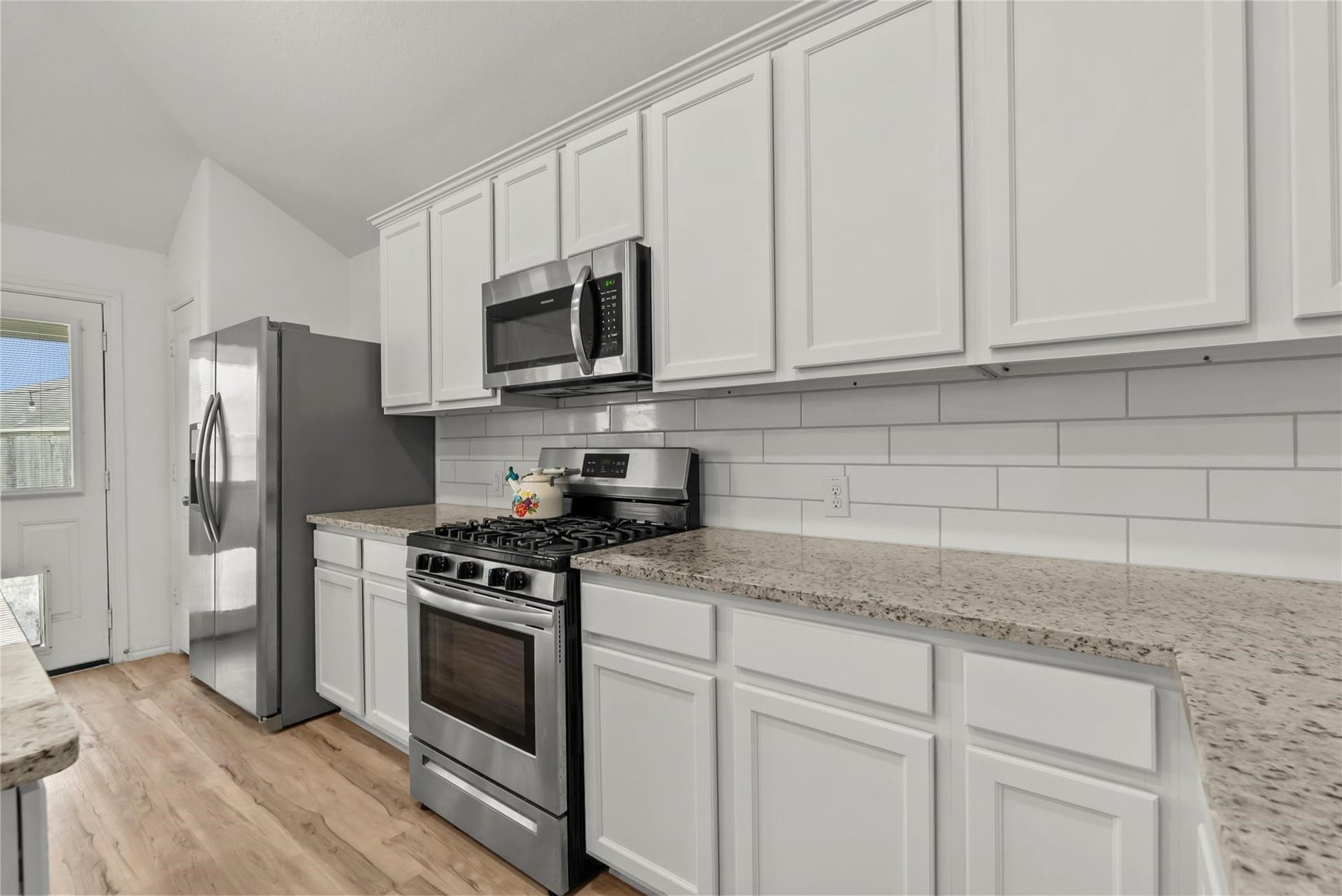 4331 Oakdale Mist Drive, Dickinson, TX 77539 4331 Oakdale Mist Drive, Dickinson, TX 77539