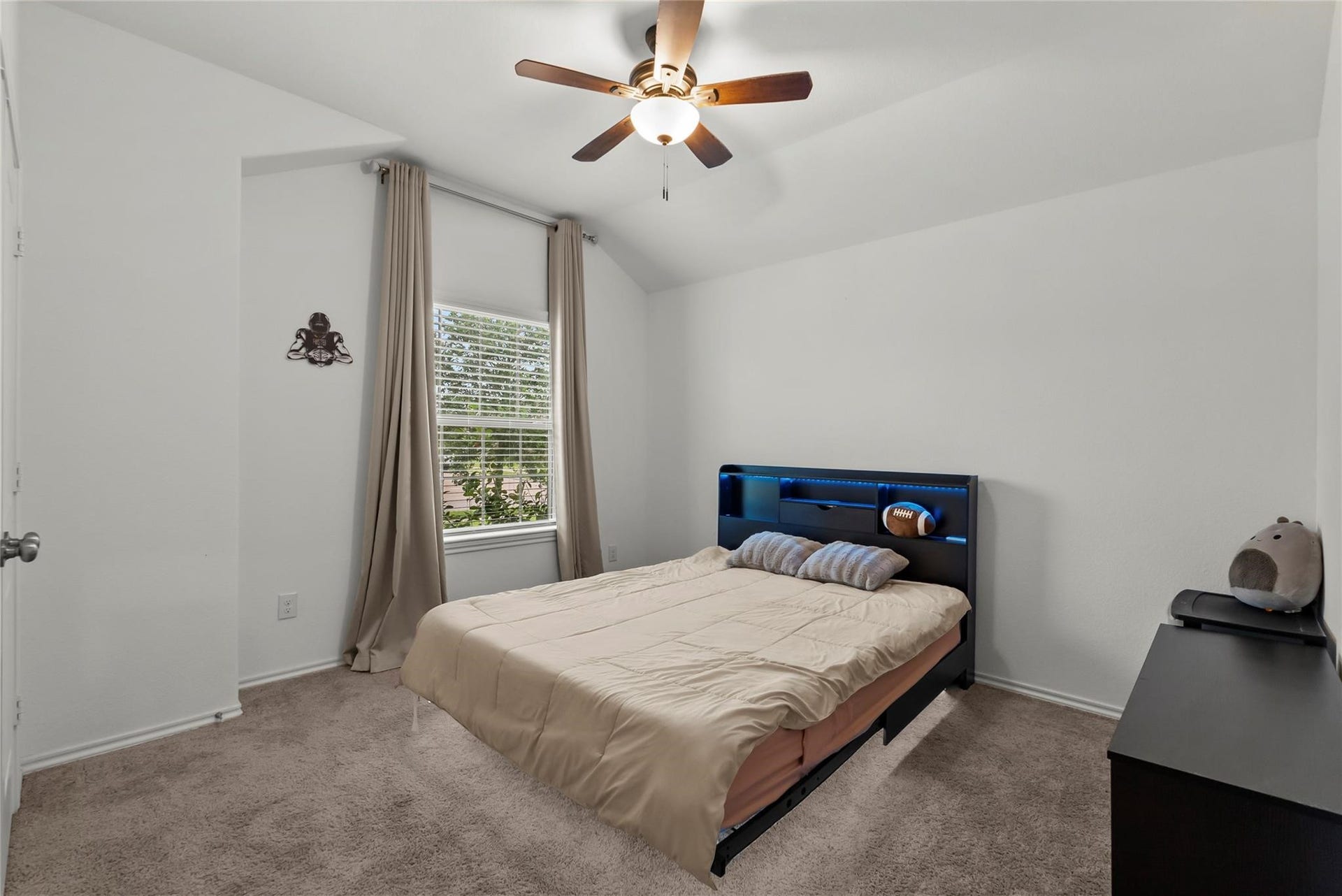 4331 Oakdale Mist Drive, Dickinson, TX 77539 4331 Oakdale Mist Drive, Dickinson, TX 77539